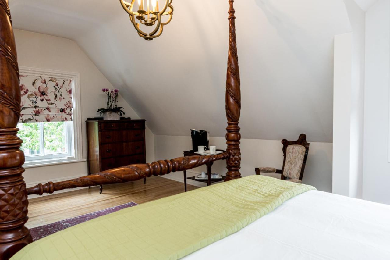 The Secret Garden Inn Kingston Eksteriør billede